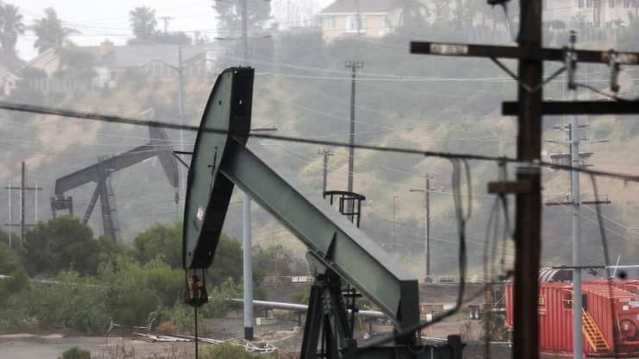 قیمت نفت پس از سه روز افزایش متوالی، کاهش یافت