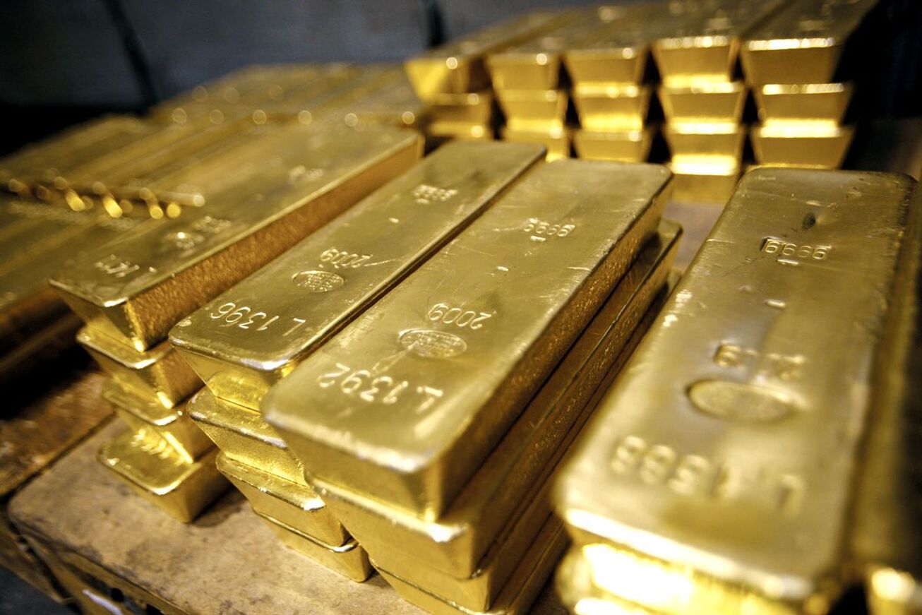طلای جهانی با تزلزل دلار ثابت شد