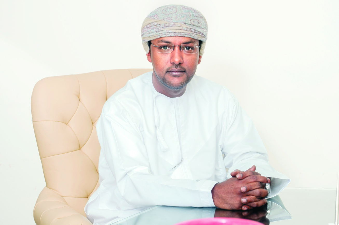 رئیس بانک مرکزی عمان در مسیر تهران