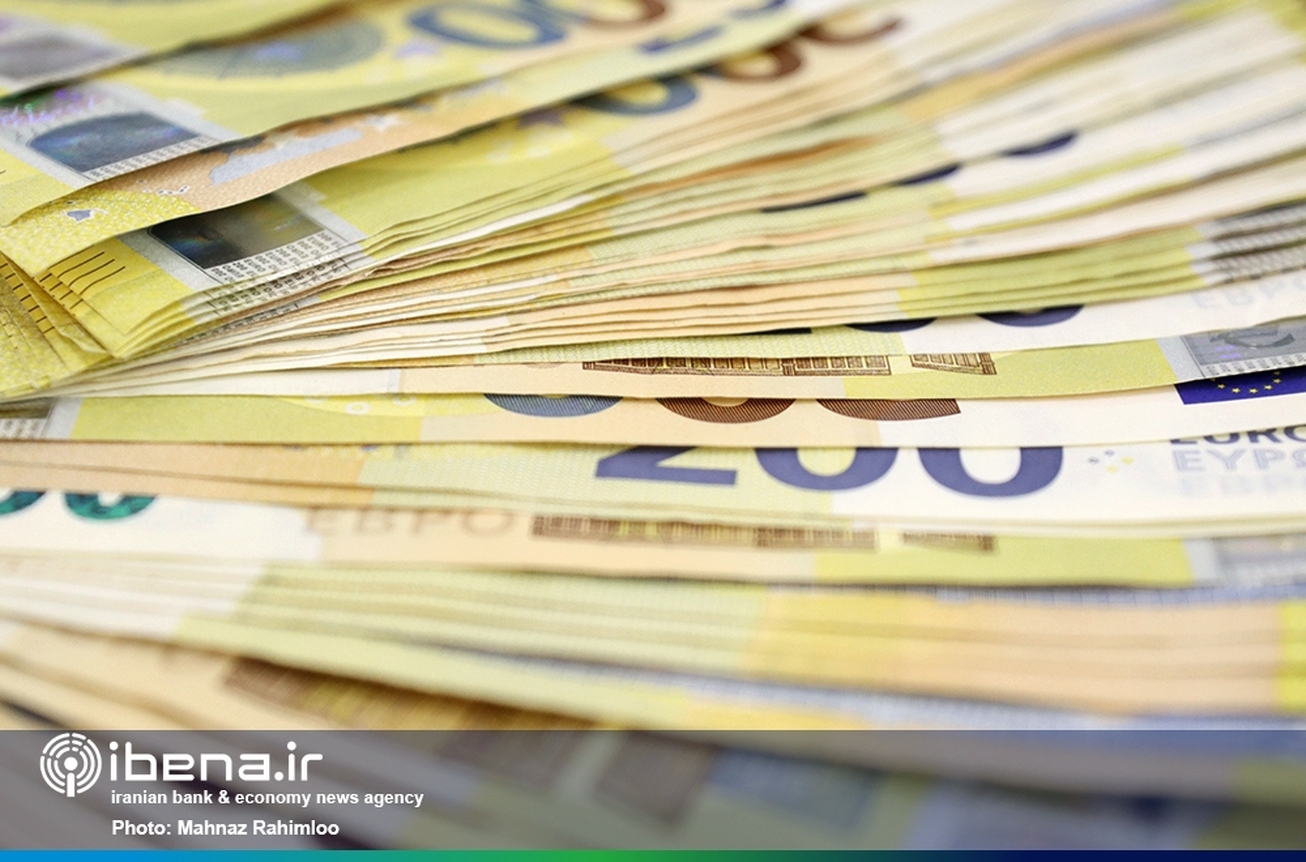 قیمت یورو در بازار توافقی کاهش یافت