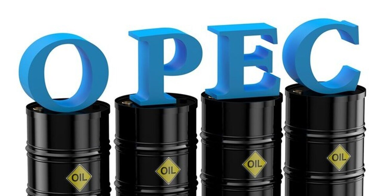 رشد ۳۲ دلاری قیمت نفت ایران در یکسال اخیر