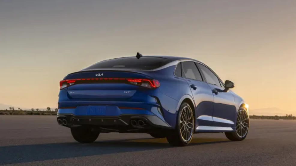 خودروی جذاب کیا در راه بازار ایران/ اپتیما ۲۰۲۳ به زودی وارد می‌شود