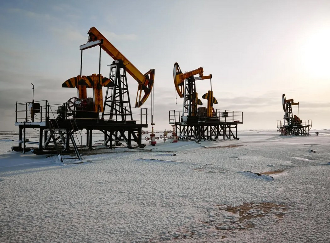 کنار گذاشتن اروپا در معاملات نفتی هند و روسیه