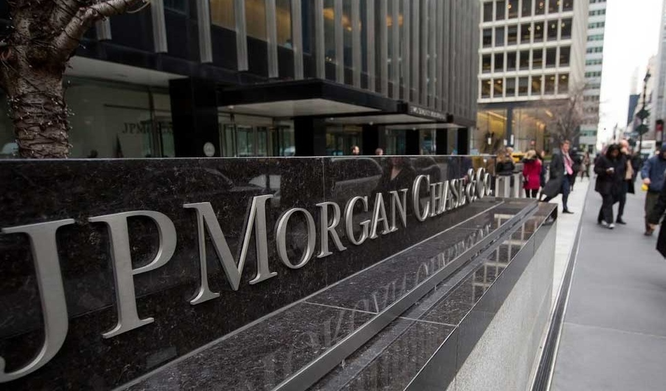 مدیرعامل جی پی مورگان: بحران بانکی آمریکا تمام نشده است  سال‌ها درگیر خواهیم بود