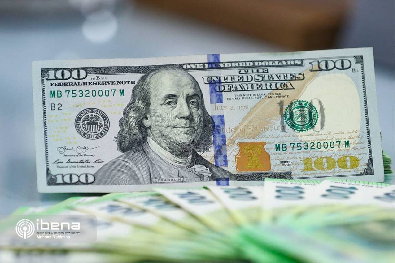 ریزش قیمت دلار در بازار غیررسمی به کانال ۴۰ هزار تومان