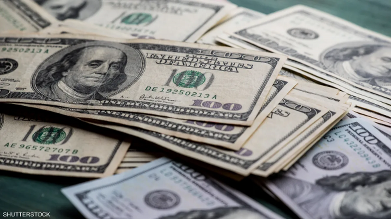 اولین کاهش هفتگی دلار در سال ۲۰۲۴