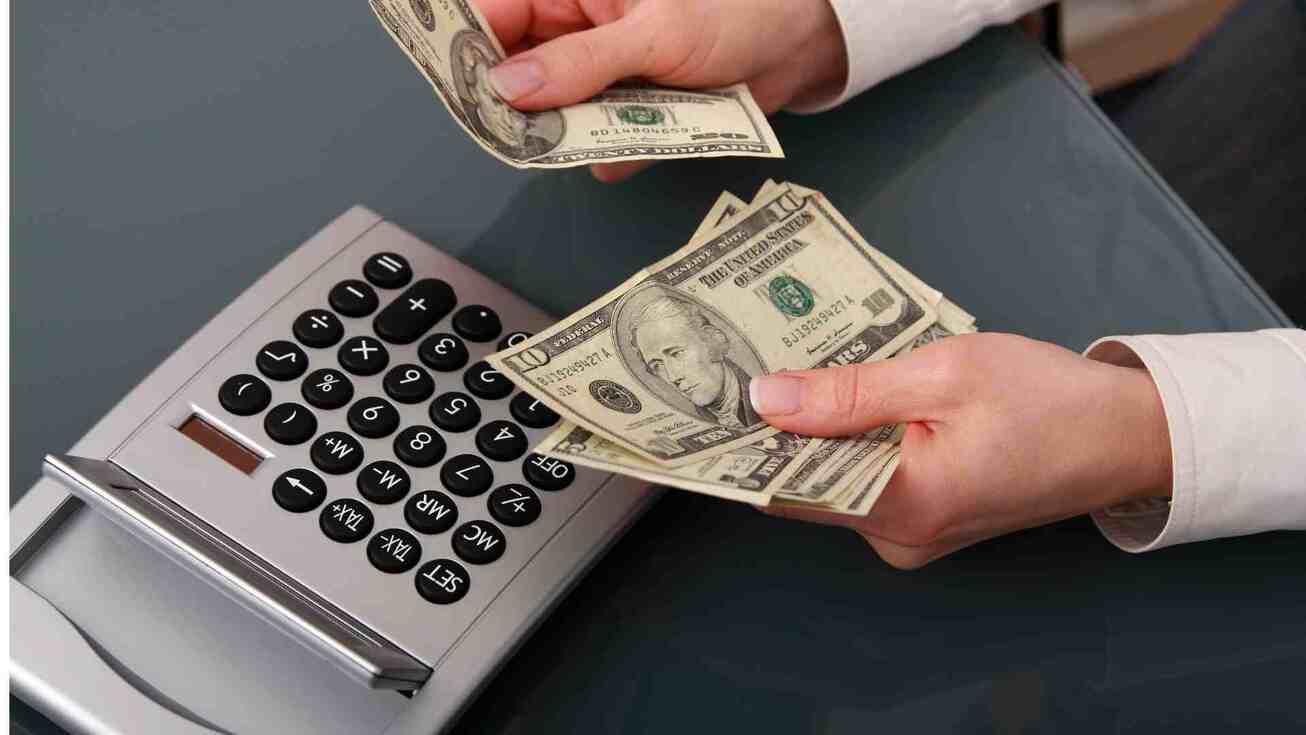 سقوط قیمت دلار جهانی