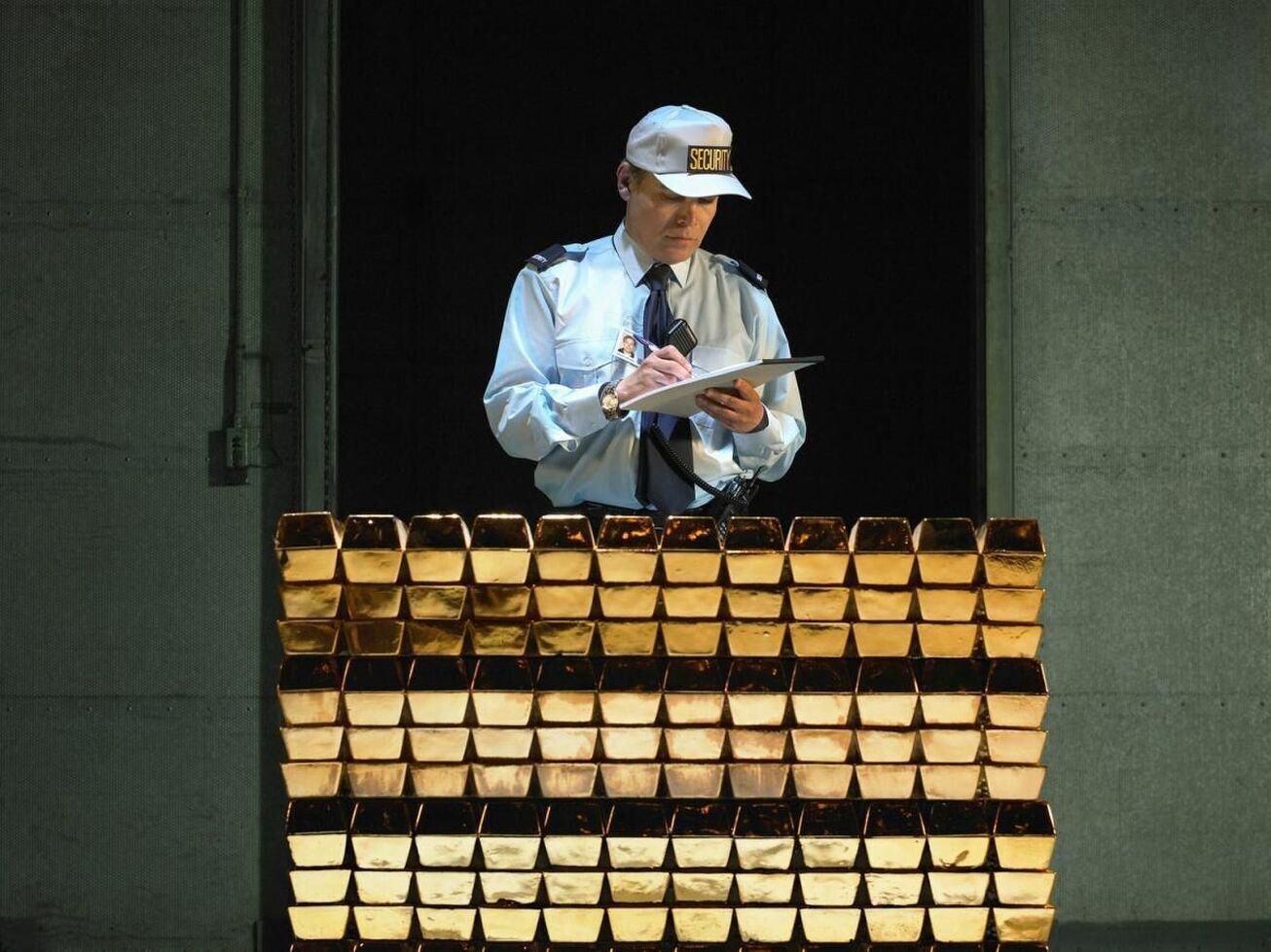 موج گرایش بانک‌های مرکزی جهان به ذخیره طلا به جای دلار