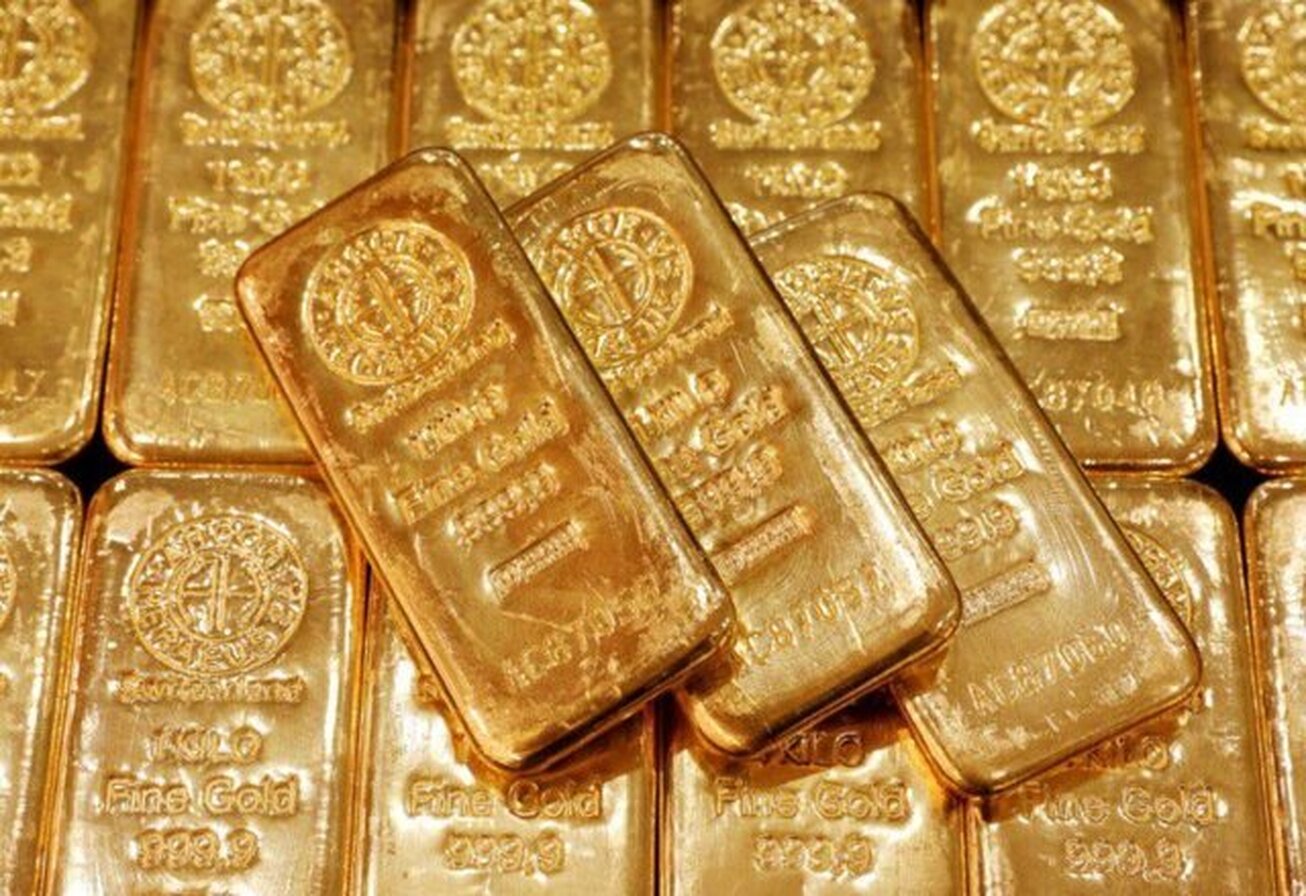 قدرت دلار، طلای جهانی را زمین زد