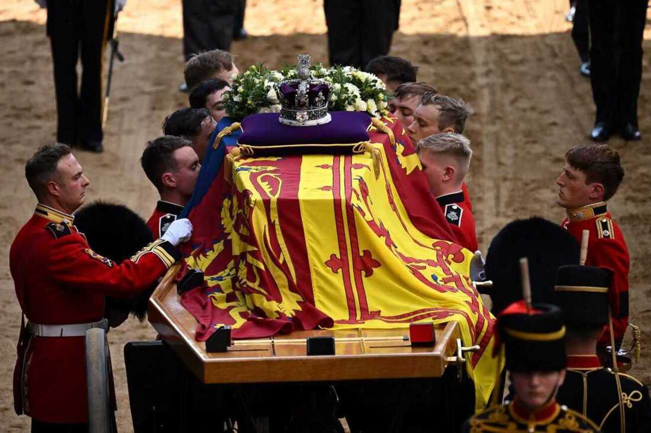 ۲۰۴ میلیون دلار هزینه خاکسپاری ملکه انگلیس!