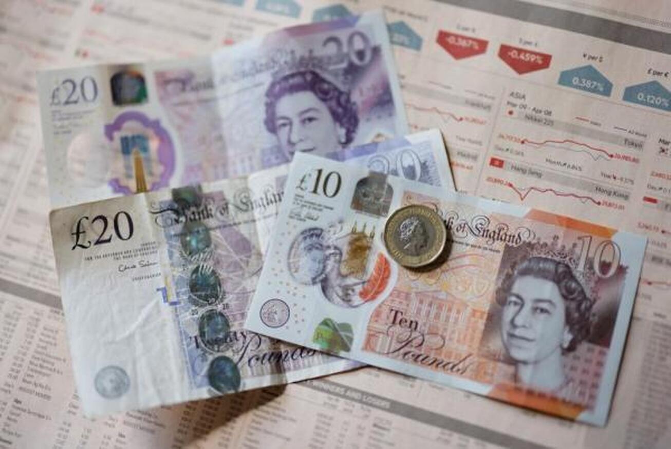 کاهش پوند در برابر دلار