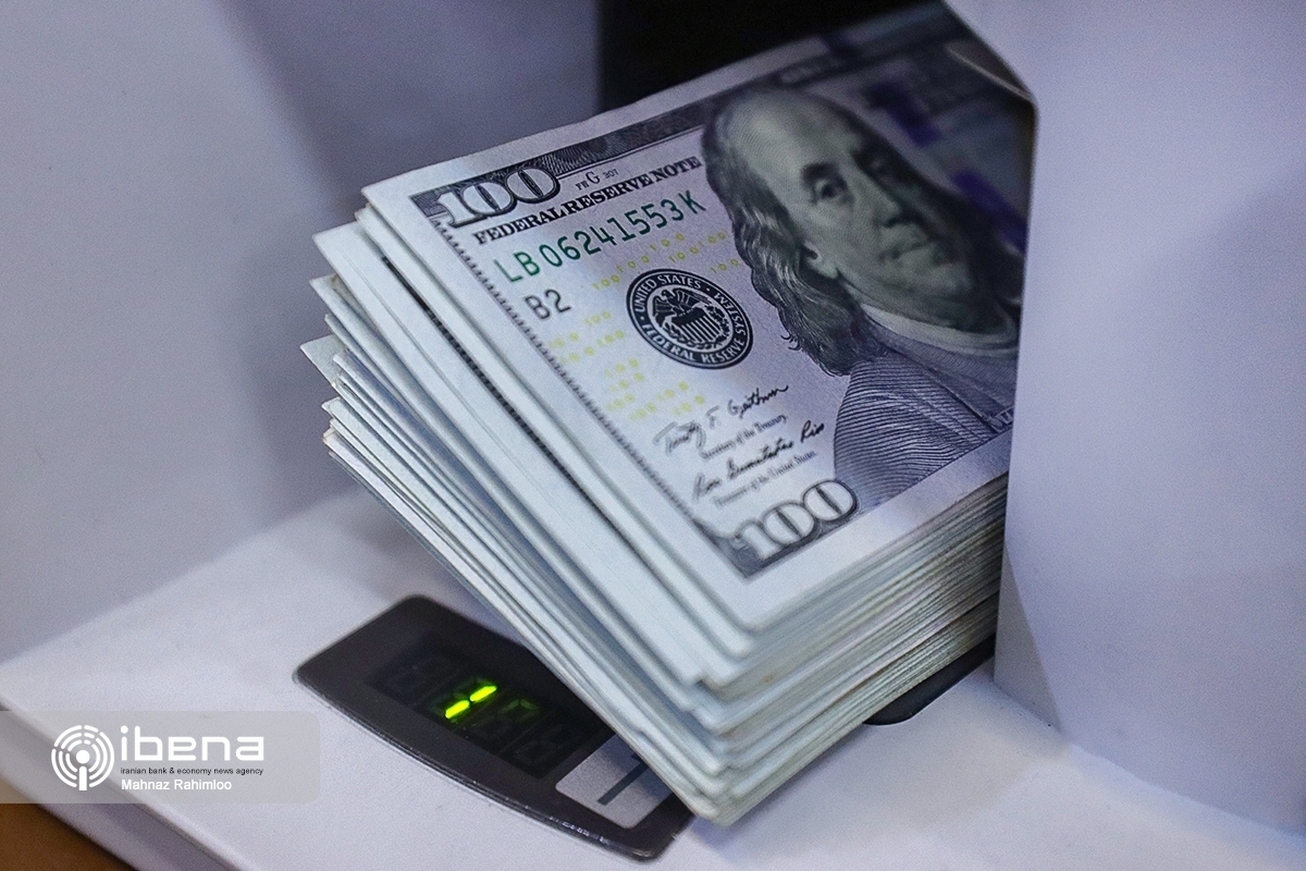 تداوم روند نزولی دلار در ایستگاه پایانی هفته