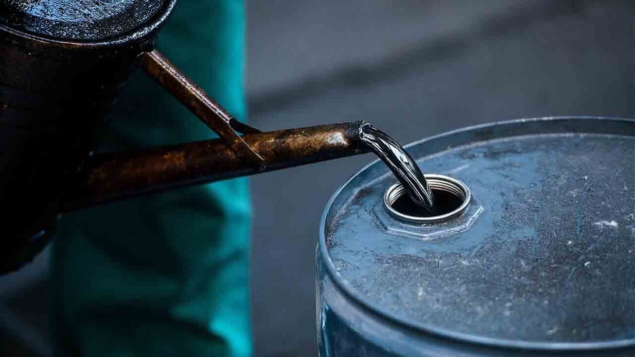 سقوط قیمت نفت در آستانه نشست فدرال رزرو