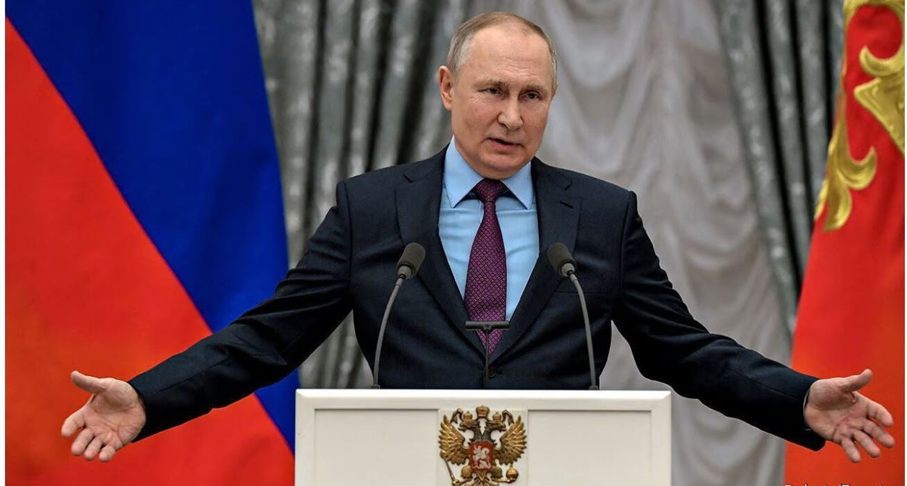 پایان کار دلار به عنوان ارز غالب جهانی  کشورهای عربی آماده دریافت پول نفت به یوآن هستند