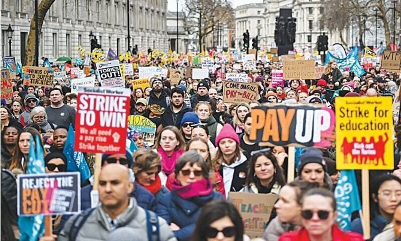 کارمندان اتحادیه خدمات عمومی انگلستان آماده اعتصاب ۱۵ روزه