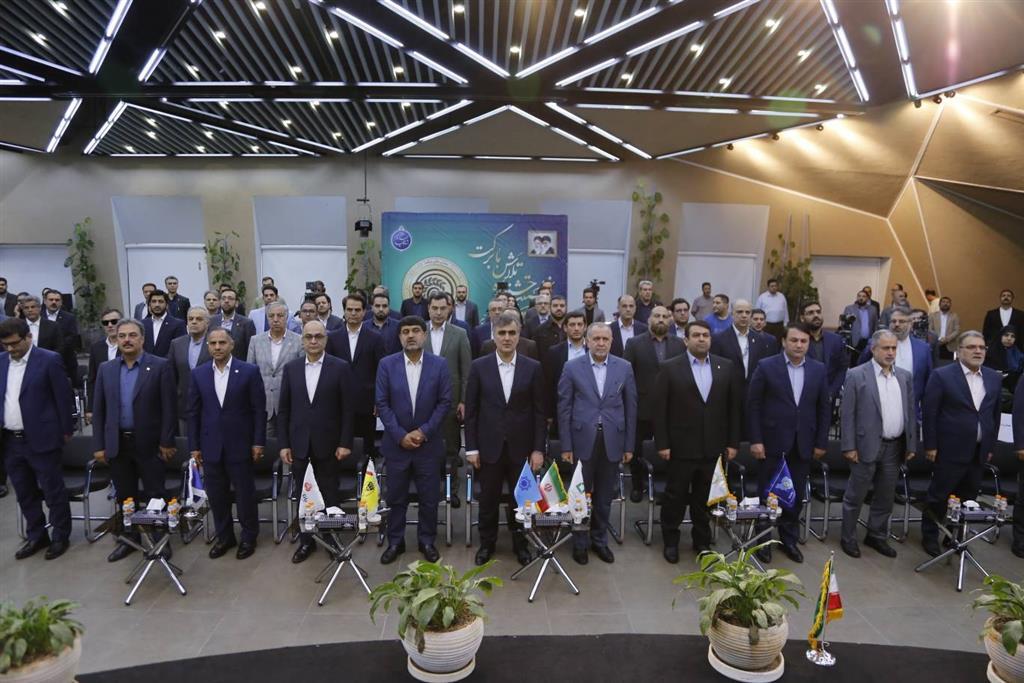 عزم جدی بانک مرکزی در پرداخت تسهیلات خرد/ الزام بانک‌ها به پرداخت وام ازدواج مطابق با سهیمه‌های ابلاغی