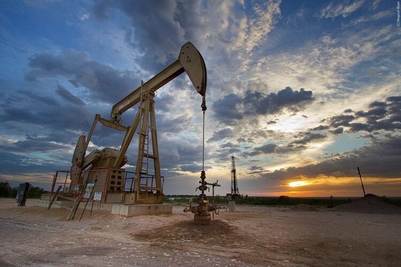 چرا قیمت جهانی نفت کاهش یافت؟