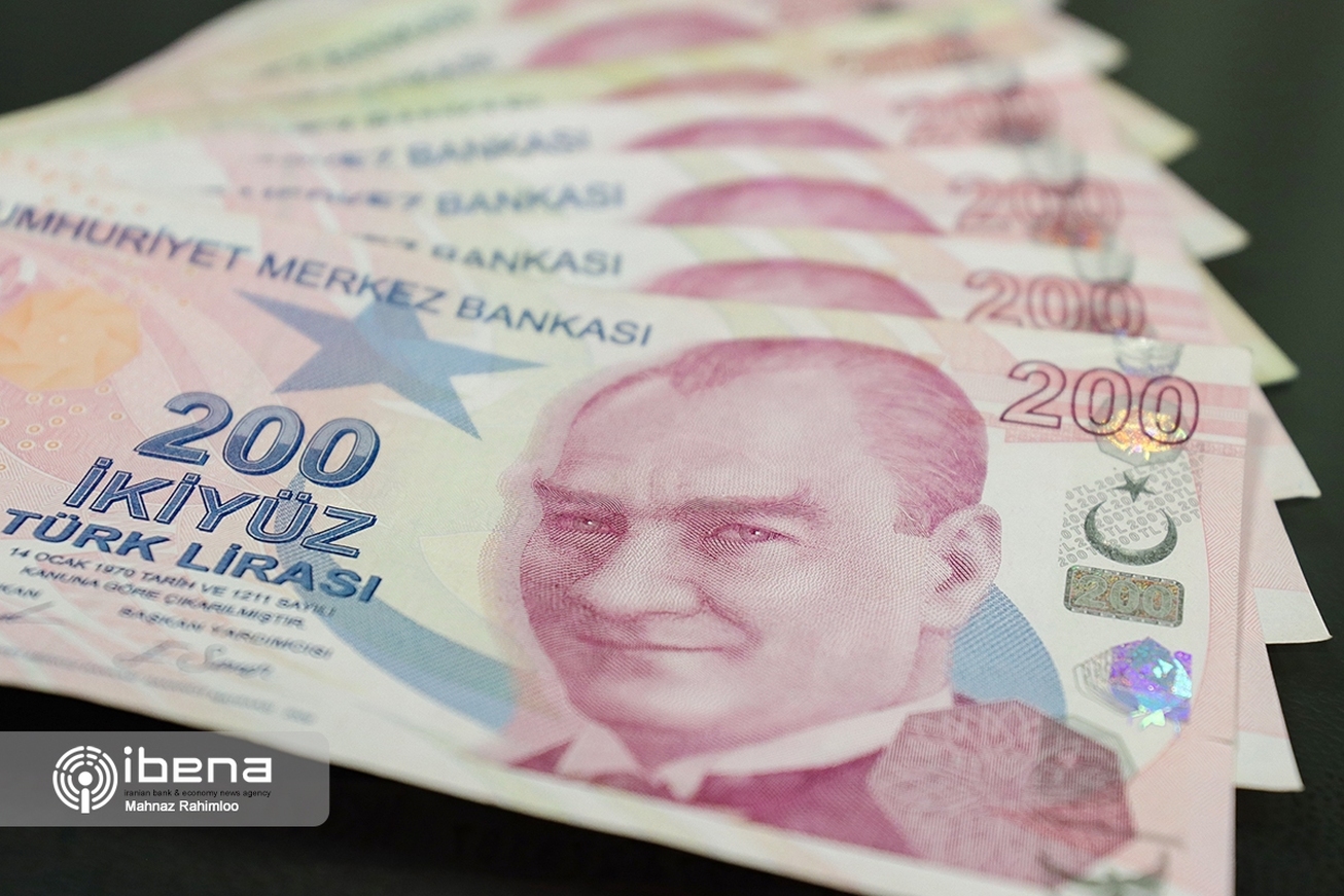 لیر دوباره سقوط کرد  تضعیف ۲۷ درصدی پول ملی ترکیه در برابر دلار