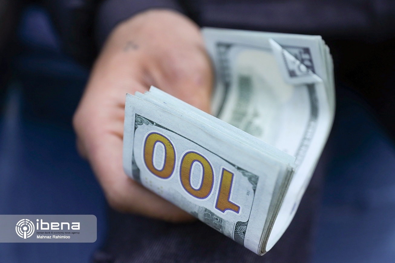 قیمت دلار و یورو در مرکز مبادله ایران؛ امروز یکشنبه ۴ تیر