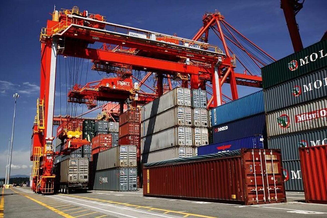 واردات بیش از ۷ میلیون تن کالا‌های اساسی در ۴ ماه نخست امسال