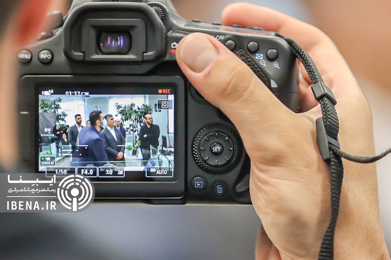 بازدید رئیس کل بانک مرکزی از ایبِنا/ تاکید بر نقش مهم رسانه و انتظارات در متغیرهای اقتصادی بازدید رئیس کل بانک مرکزی از ایبِنا/ تاکید بر نقش مهم رسانه و انتظارات در متغیرهای اقتصادی