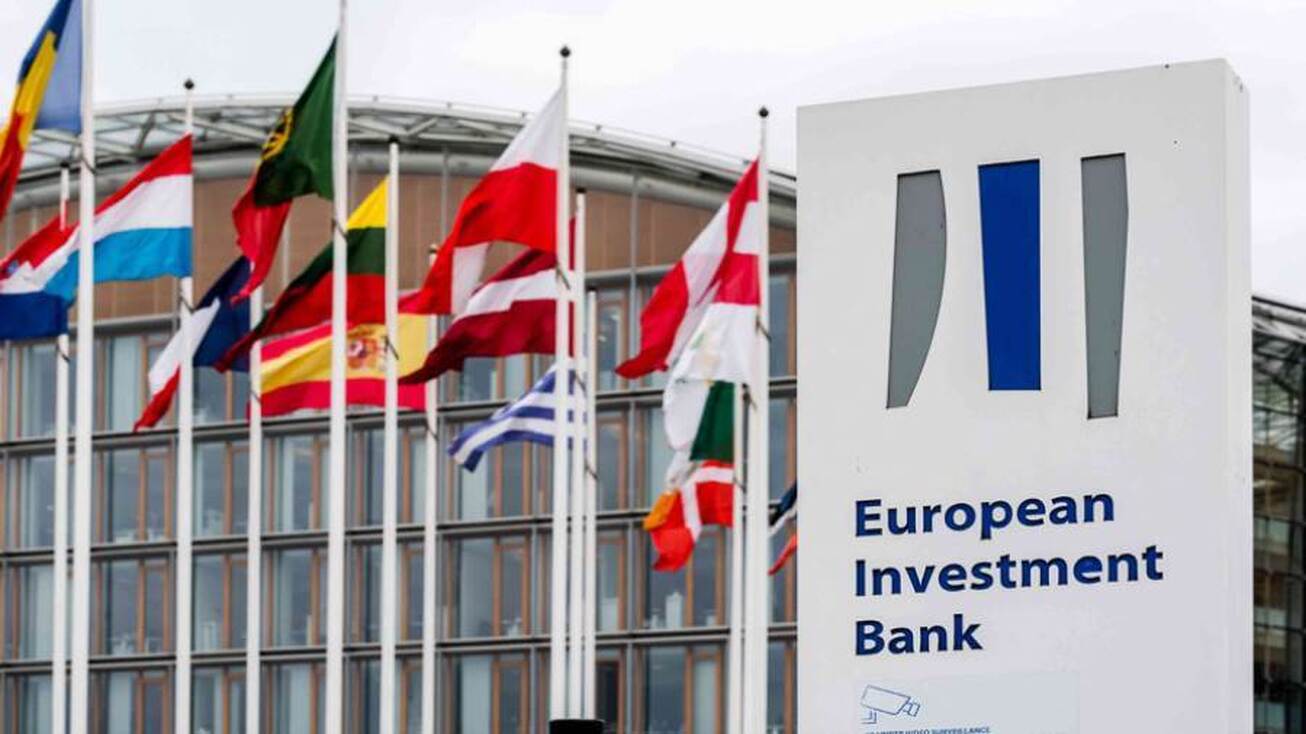 وزیر اقتصاد اسپانیا نامزد ریاست بانک سرمایه گذاری اروپا می‌شود