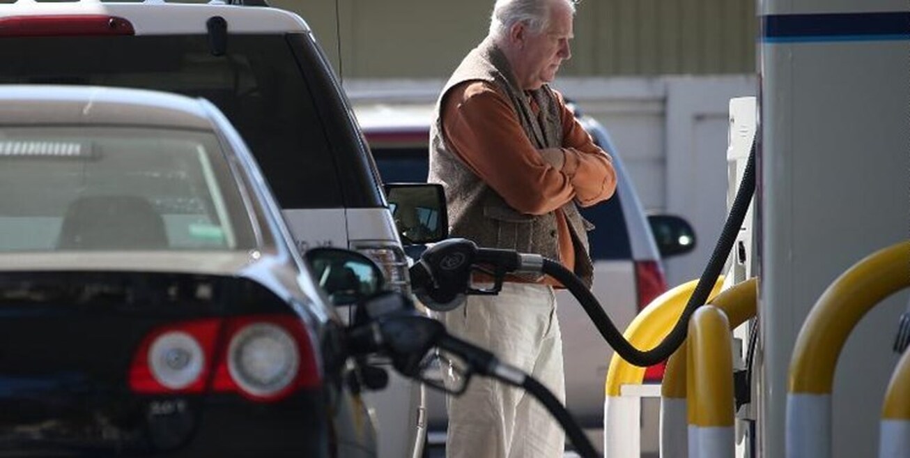 ناتوانی آمریکا در کنترل افزایش قیمت بنزین در این کشور