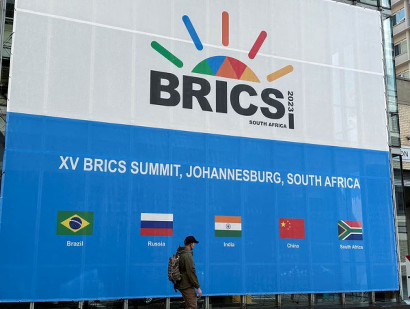 نشست سران بریکس امروز در آفریقای جنوبی با تمرکز بر توسعه آغاز شد