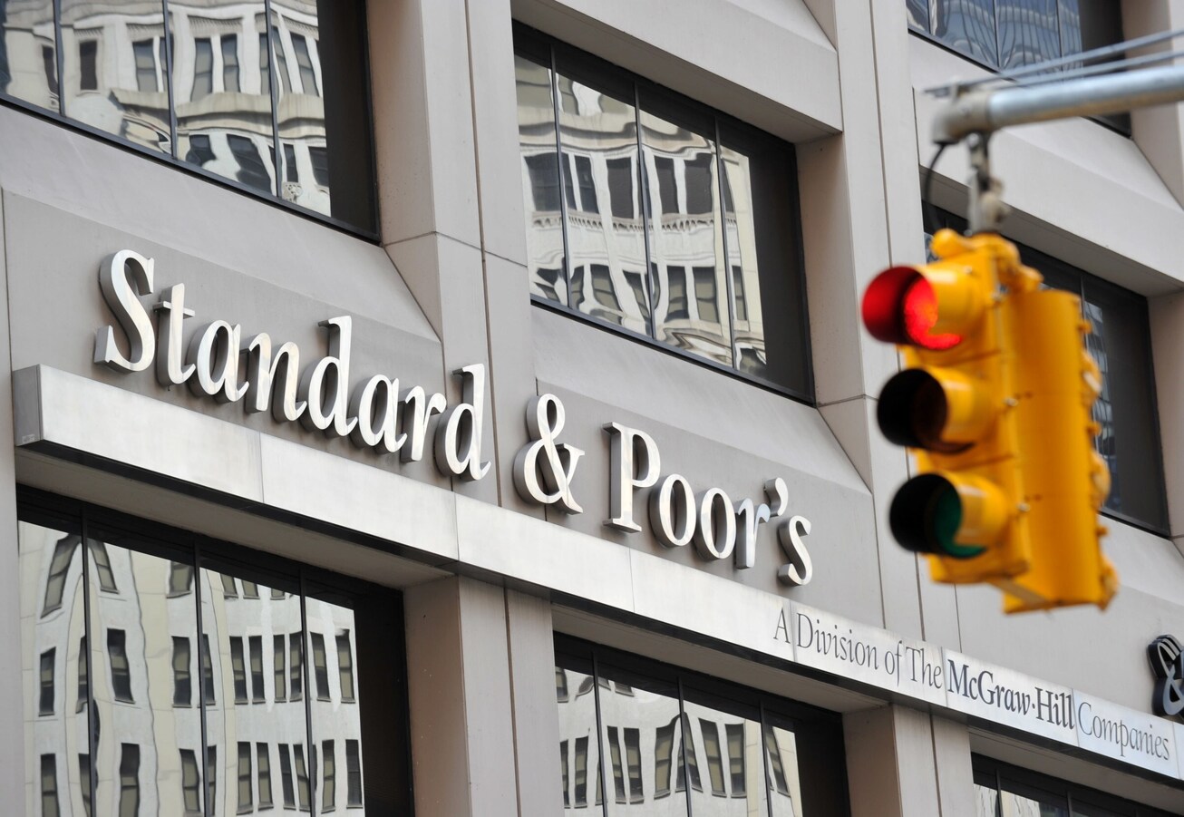 استاندارد اند پورز رتبه بانک‌های ایالات متحده را کاهش داد