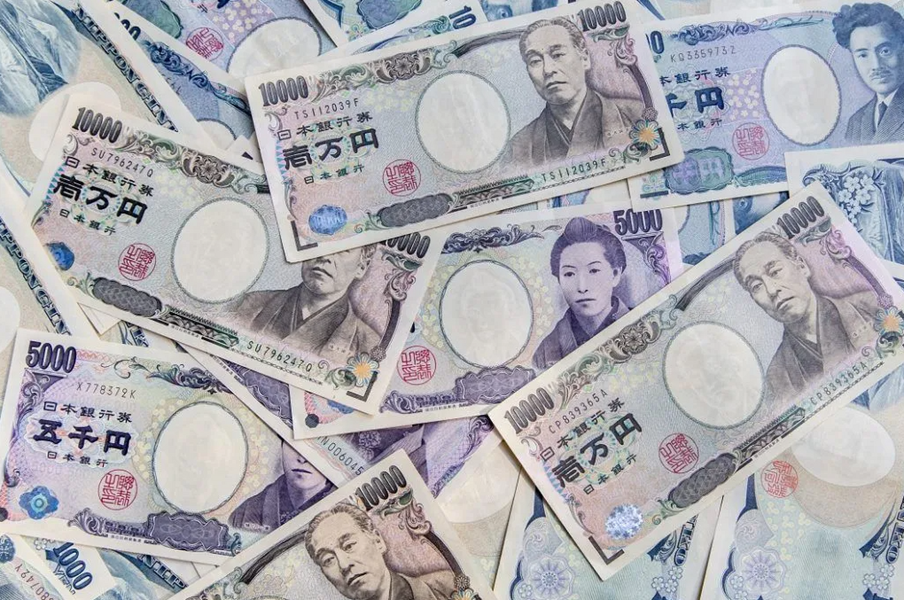 اقدام جدید بانک مرکزی ژاپن ین را بالا کشید