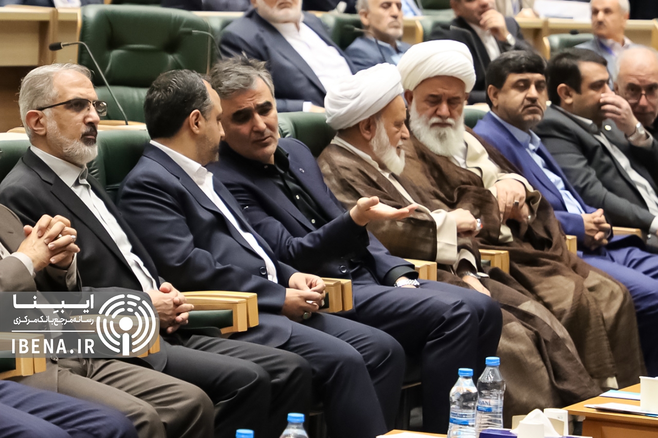 نقدینگی به‌عنوان عامل اصلی تورم کنترل شد/ باید بر مصارف تسهیلات نظارت کنیم/هدایت اعتبار نیازمند زیرساخت مناسب