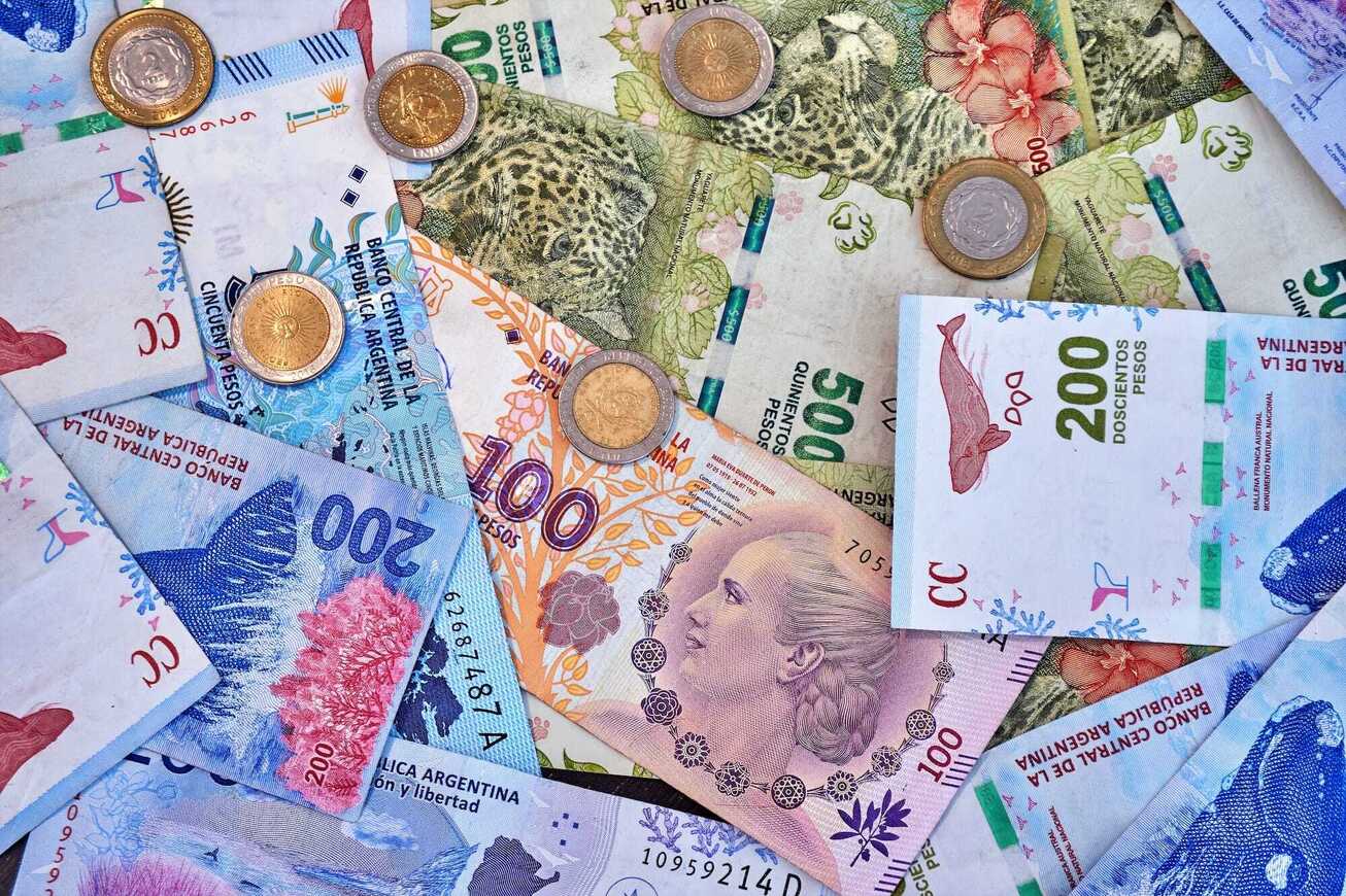 افزایش نرخ‌های بهره به ۱۳۳ درصد در آرژانتین