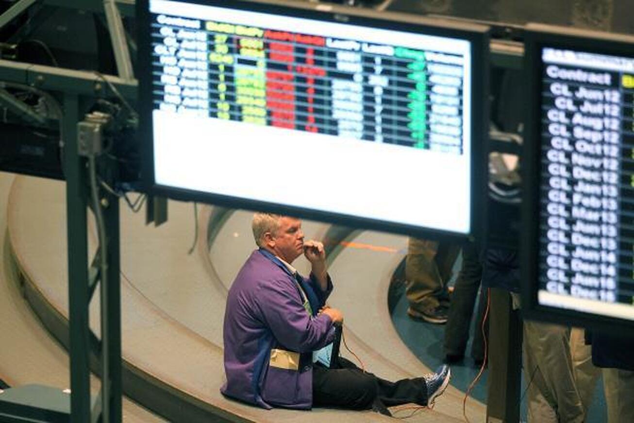 هم زمان با کاهش قیمت نفت خام، سهام ایالات متحده کاهش یافت