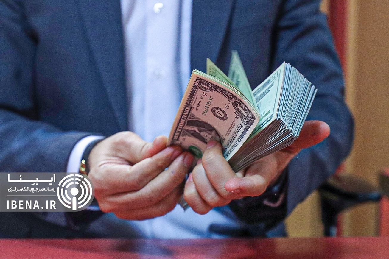 قیمت دلار و یورو در مرکز مبادله؛ ۱۱ فروردین ۱۴۰۳  کاهش نرخ یورو و بازگشت آن به کانال ۴۶ هزار تومان