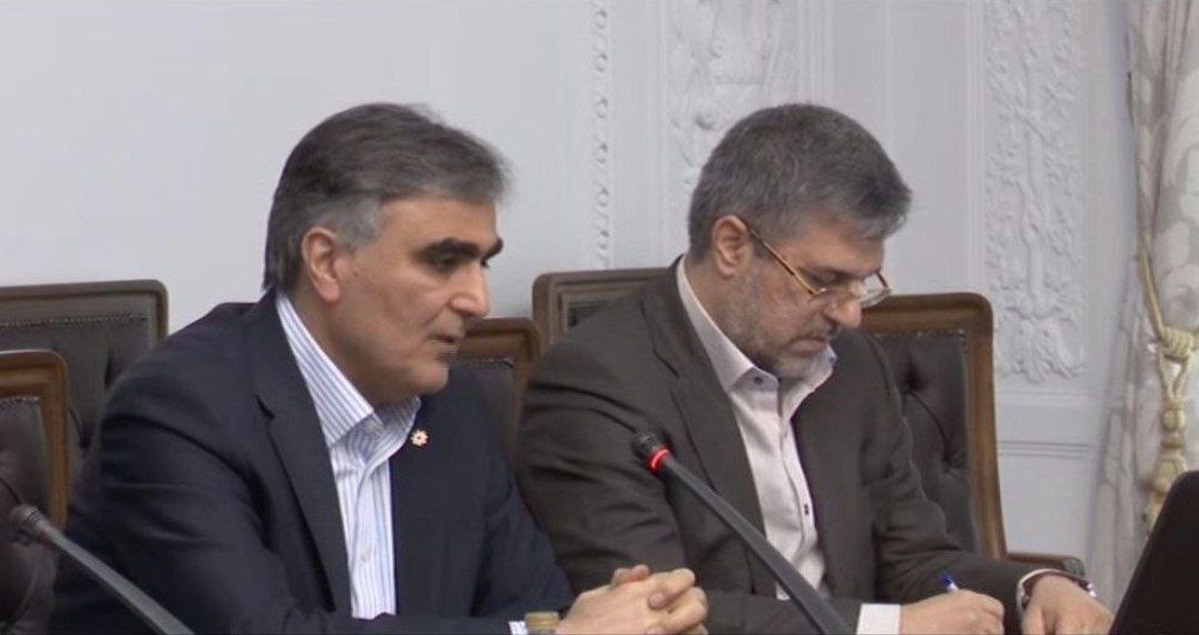 نشست سران قوا با موضوع مدیریت بازار ارز برگزار شد/ تاکید بر اختیارات کامل بانک مرکزی برای ساماندهی و نظارت بر بازار رمزارز‌ها