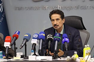 صنعت پتروشیمی تا آخرین سنت ارز خود را در بازار عرضه می‌کند