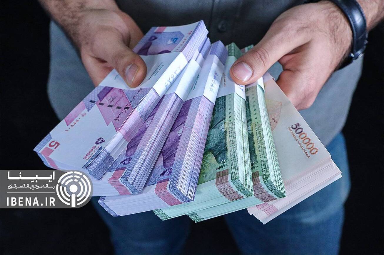 ستون رشد نقدینگی ریخت