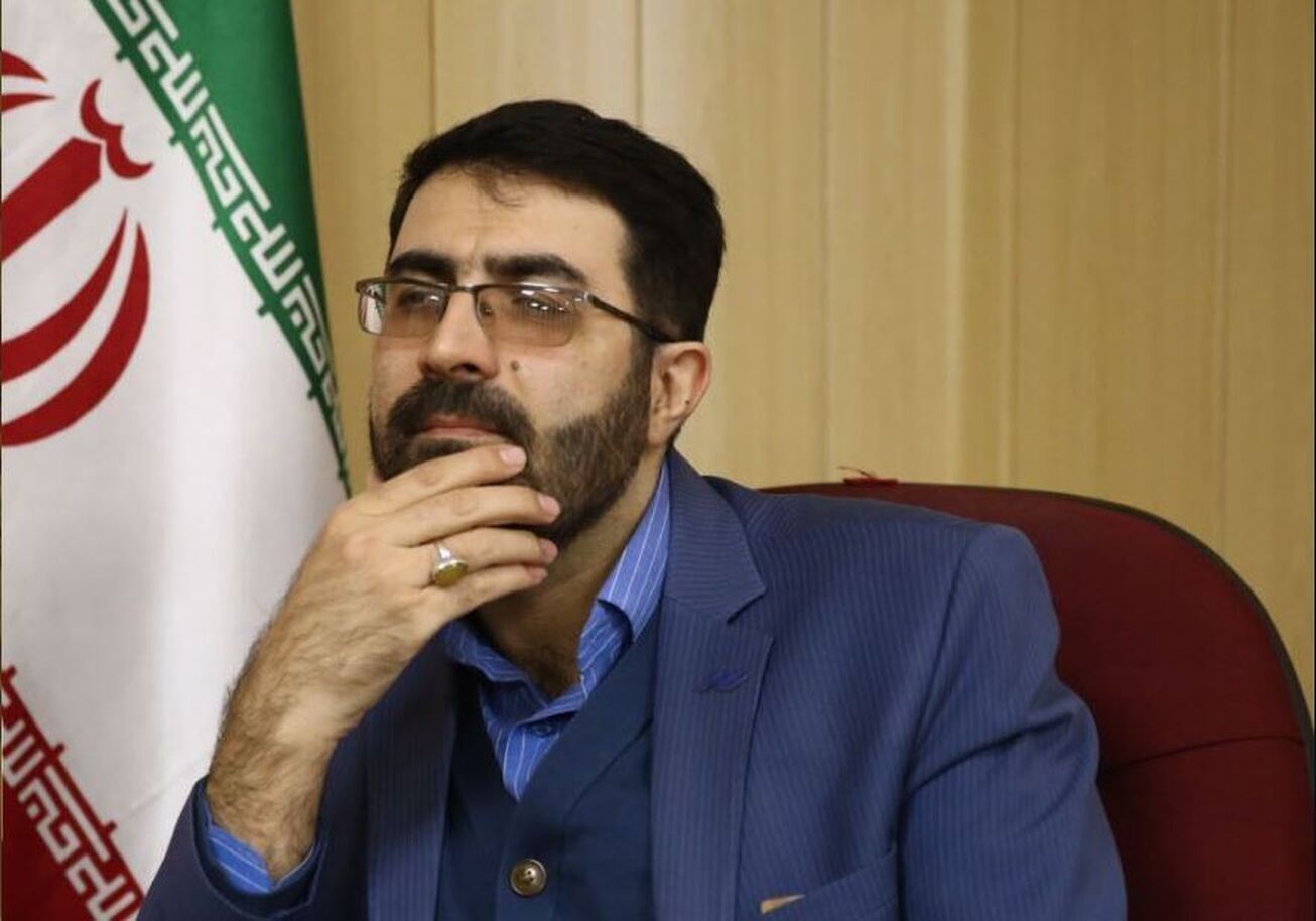 قوه قضاییه با سیاه‌نمایی‌ها در بازار ارز برخورد کند  دلار تلگرامی، انتظارات را تحریک می‌کند  دلار جا دارد تا ۵۹ هزار تومان پایین بیاید