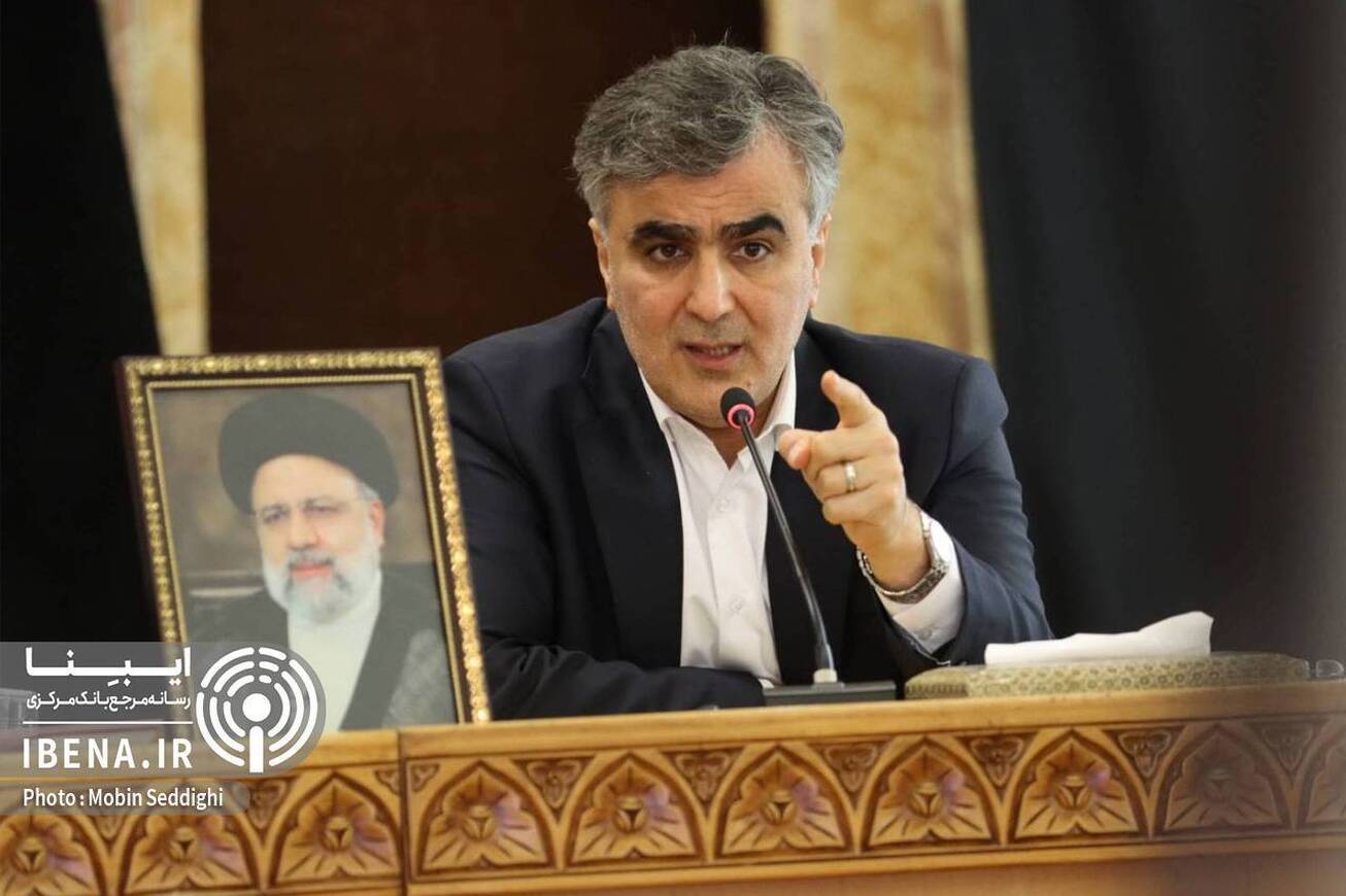 میانگین رشد اقتصادی دولت سیزدهم از متوسط بلندمدت بالاتر است  کاهش نرخ بیکاری از ۱۲.۲ به ۸.۱درصد  تورم نقطه‌به‌نقطه در ۱۴۰۳ به کانال ۲۰درصد برمی‌گردد