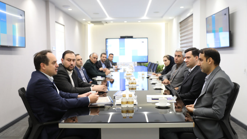 هم‌افزایی بازار‌های پول و سرمایه با انعقاد تفاهم نامه شرکت ملی انفورماتیک و گروه مالی مهرگان