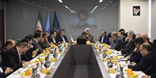 اعلام آمادگی ۵ بانک برای مشارکت در راه اندازی بازار اسکناس ارز در مرکز مبادله ایران