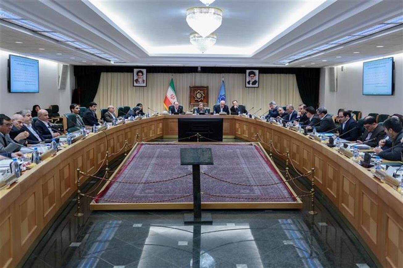 عرضه ارز در بازار ارز تجاری به ۳۳۰ میلیون دلار رسید