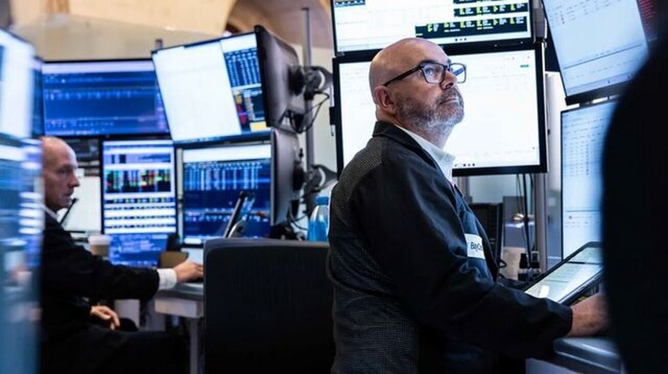 خروج بی&zwnj;سابقه سرمایه از صندوق&zwnj;های سهامی جهانی