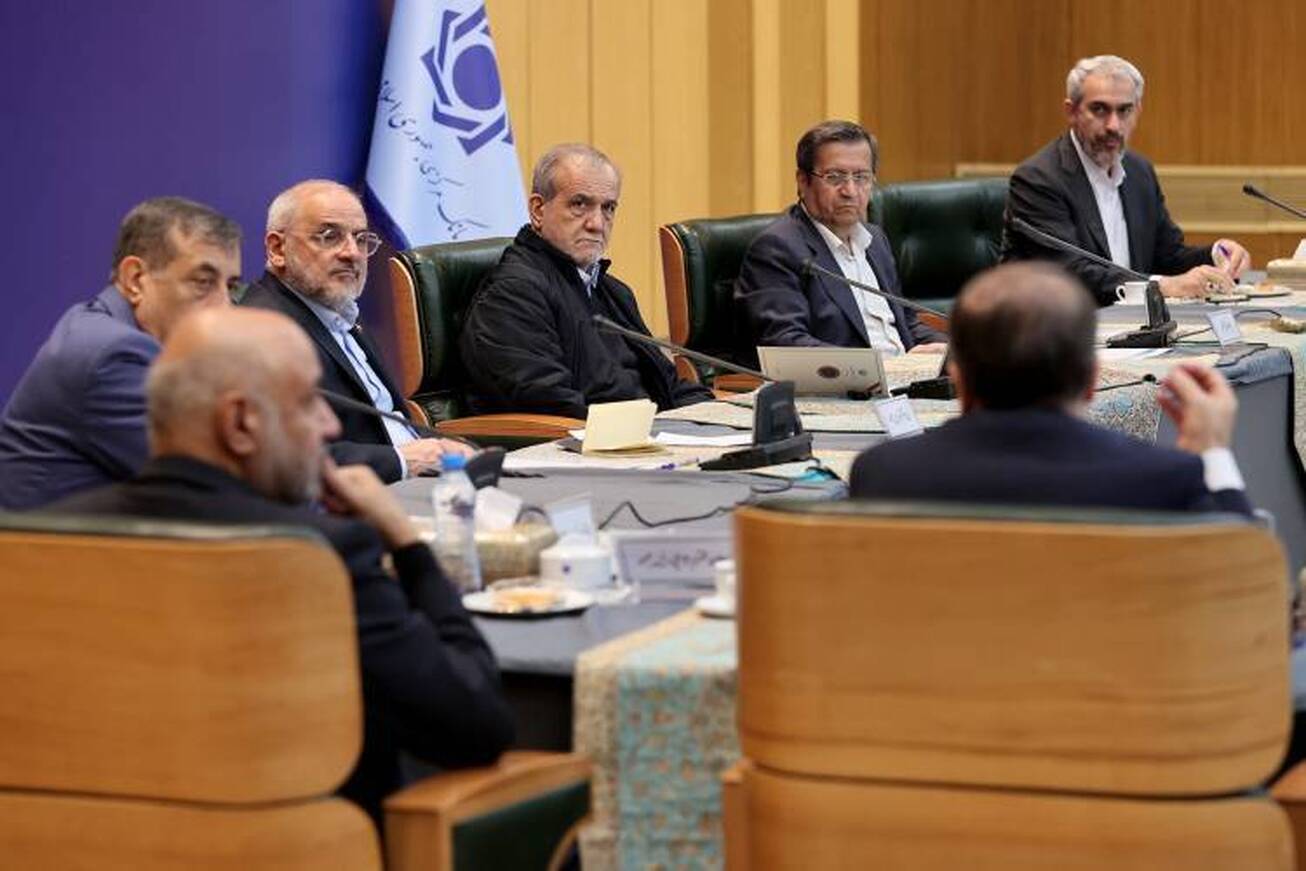 اجماع بی‌سابقه تیم اقتصادی دولت