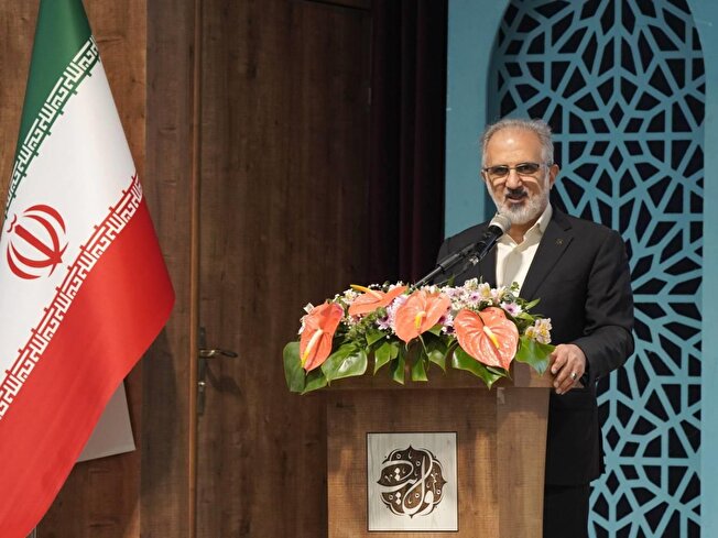 دکتر خورسندیان: قرآن باید به «رفتار سازمانی» در بانک مسکن تبدیل شود/ روایتی از فرایند تسویه طلب ۶۶۰ میلیون دلاری و دستاوردی مهم در ترازنامه مالی بانک