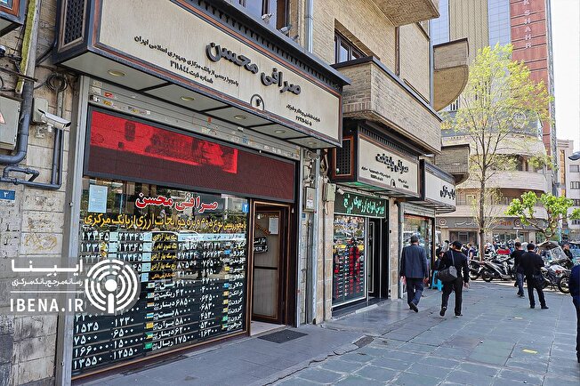 فتح کانالهای جدید توسط دلار و دستپاچگی دولت