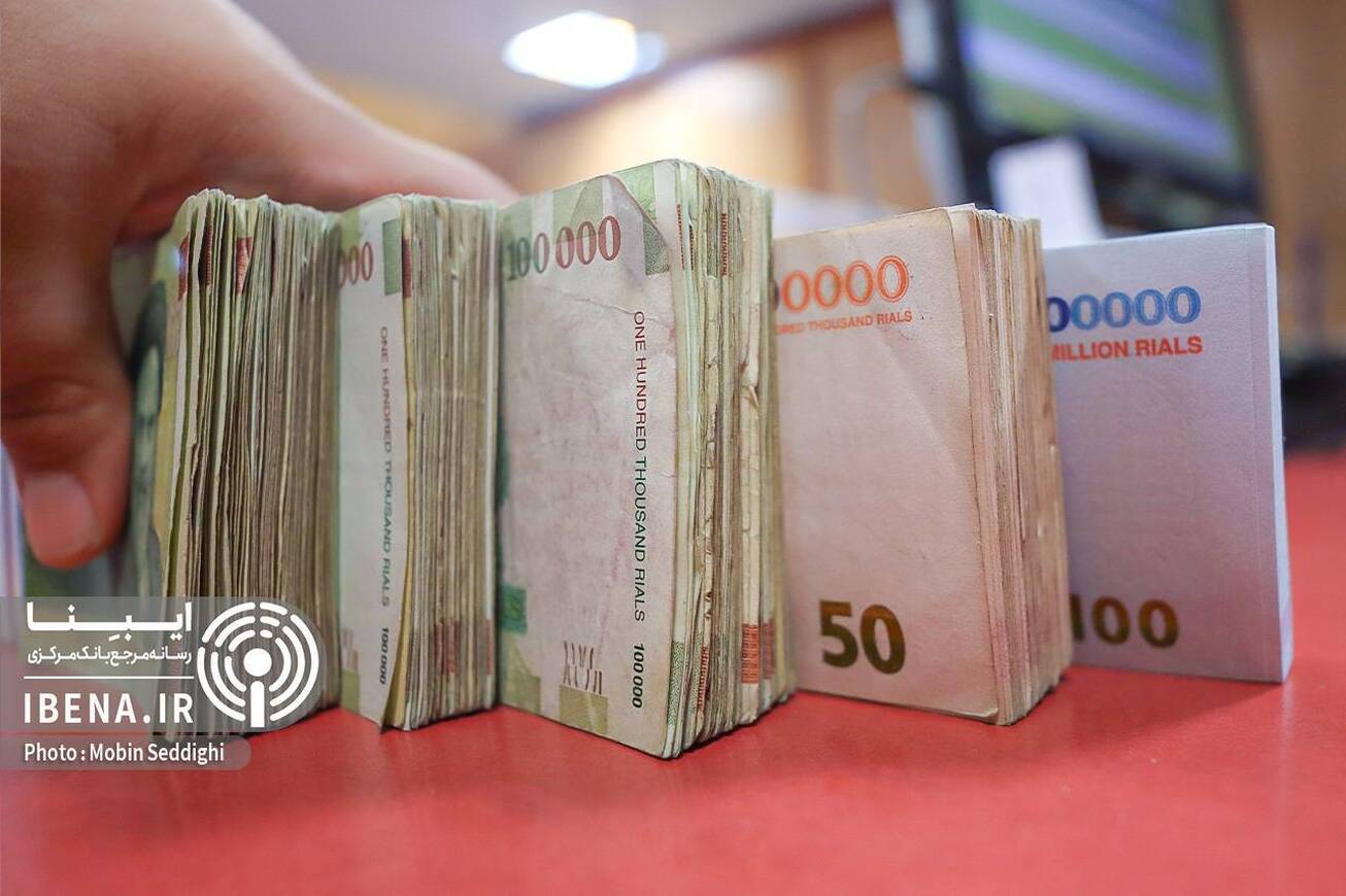 واریز حقوق اسفند کارمندان بدون تاخیر و به&zwnj;صورت علی&zwnj;الحساب