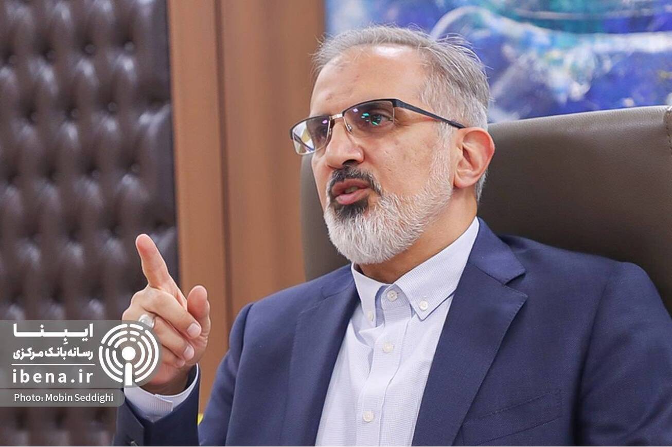 خورسندیان: بازرسان بانک در شعب کشیک بر فرایند خدمت رسانی به مشتریان نظارت کنند