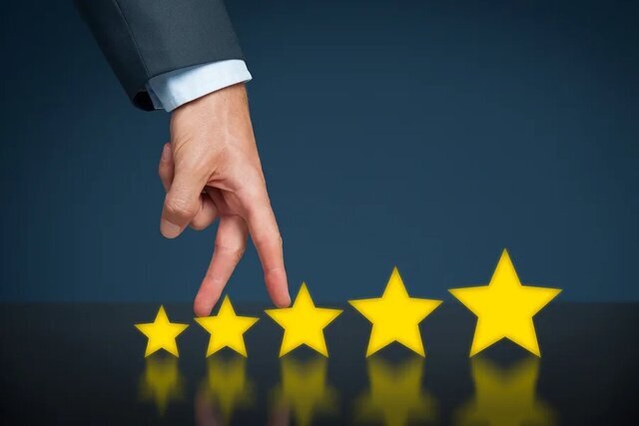 رتبه اعتباری آمریکا تنزل کرد