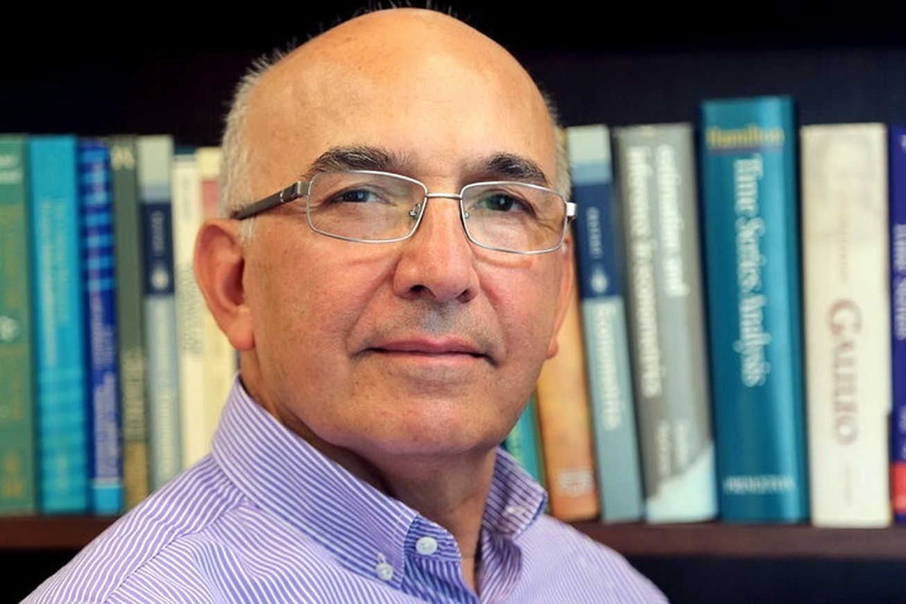 برای دوران پس از توافق آماده باشیم  نباید اصلاحات اقتصادی را به رفع تحریم گره بزنیم  استفاده از پول دیجیتال برای توزیع یارانه